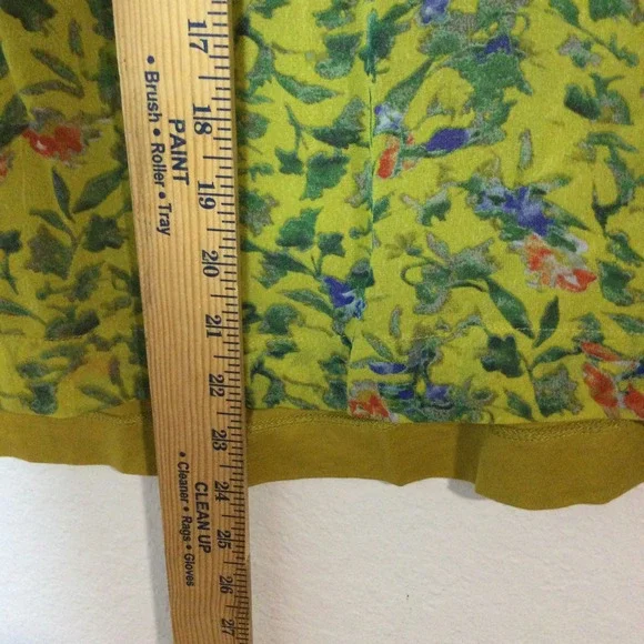 Hi-Line Floral Print Top Olive Green Short Sleeve Casual Top Size S (299) - Picture 6 of 10